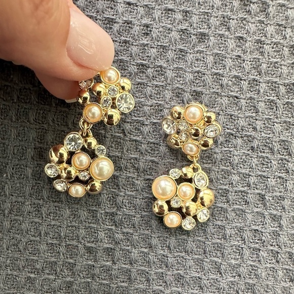Mob Wife Glam Glitzy Romantic Feminine Gold, Crystal & Pearl Earrings. - Picture 3 of 8